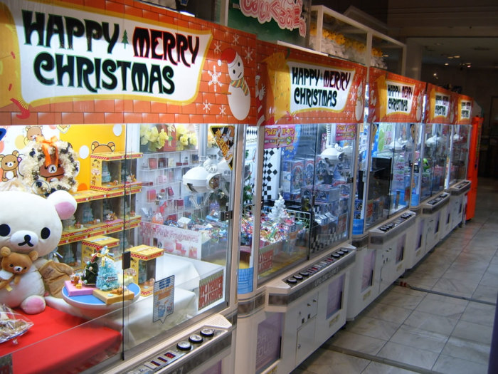 24-claw-machines-arcade