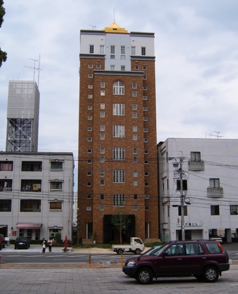 Must not waste space. Must not waste space. Must not wa-