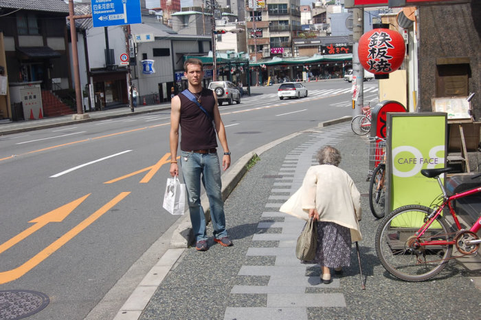 My worst nightmare as a tall, athletic young man is to one day be reduced to a hunchbacked, shuffling hobbit like this woman.
