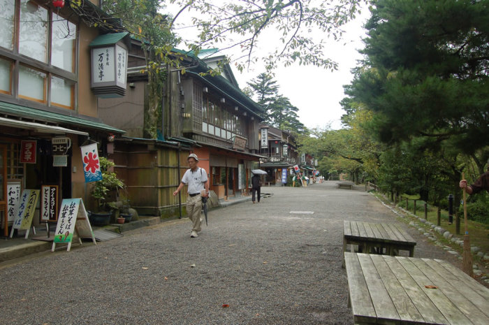 The park entrance is lined with tourist trash shops, but the traditional architecture makes it easy on the eyes.