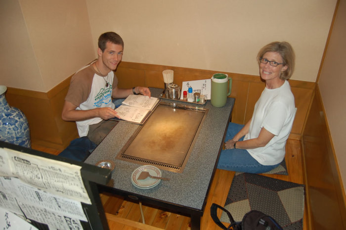 ordering_okonomiyaki